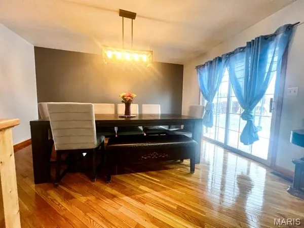 $365,000 | 10 Hibiscus Lane, Hannibal, MO 63401