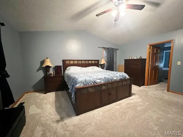 $365,000 | 10 Hibiscus Lane, Hannibal, MO 63401