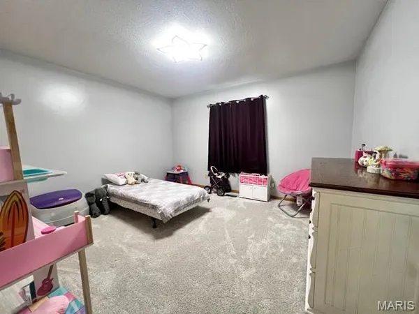 $365,000 | 10 Hibiscus Lane, Hannibal, MO 63401