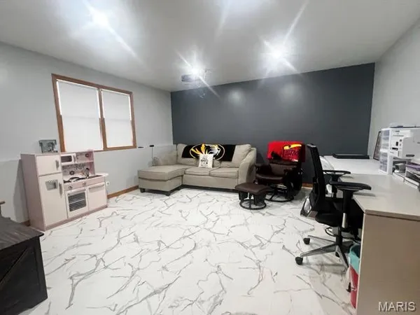 $365,000 | 10 Hibiscus Lane, Hannibal, MO 63401