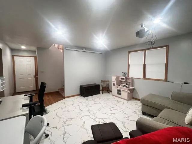 $365,000 | 10 Hibiscus Lane, Hannibal, MO 63401