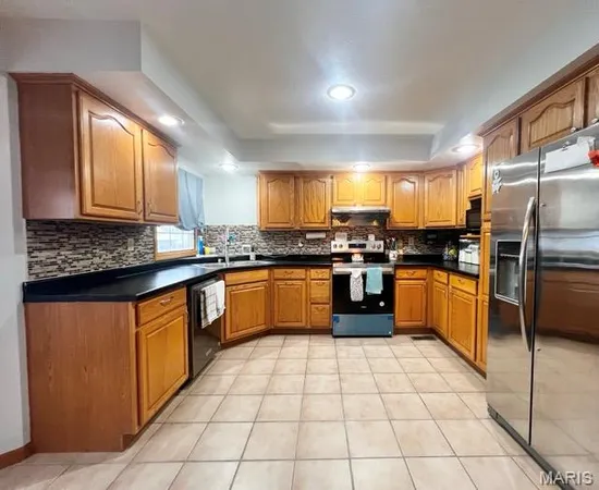 $365,000 | 10 Hibiscus Lane, Hannibal, MO 63401