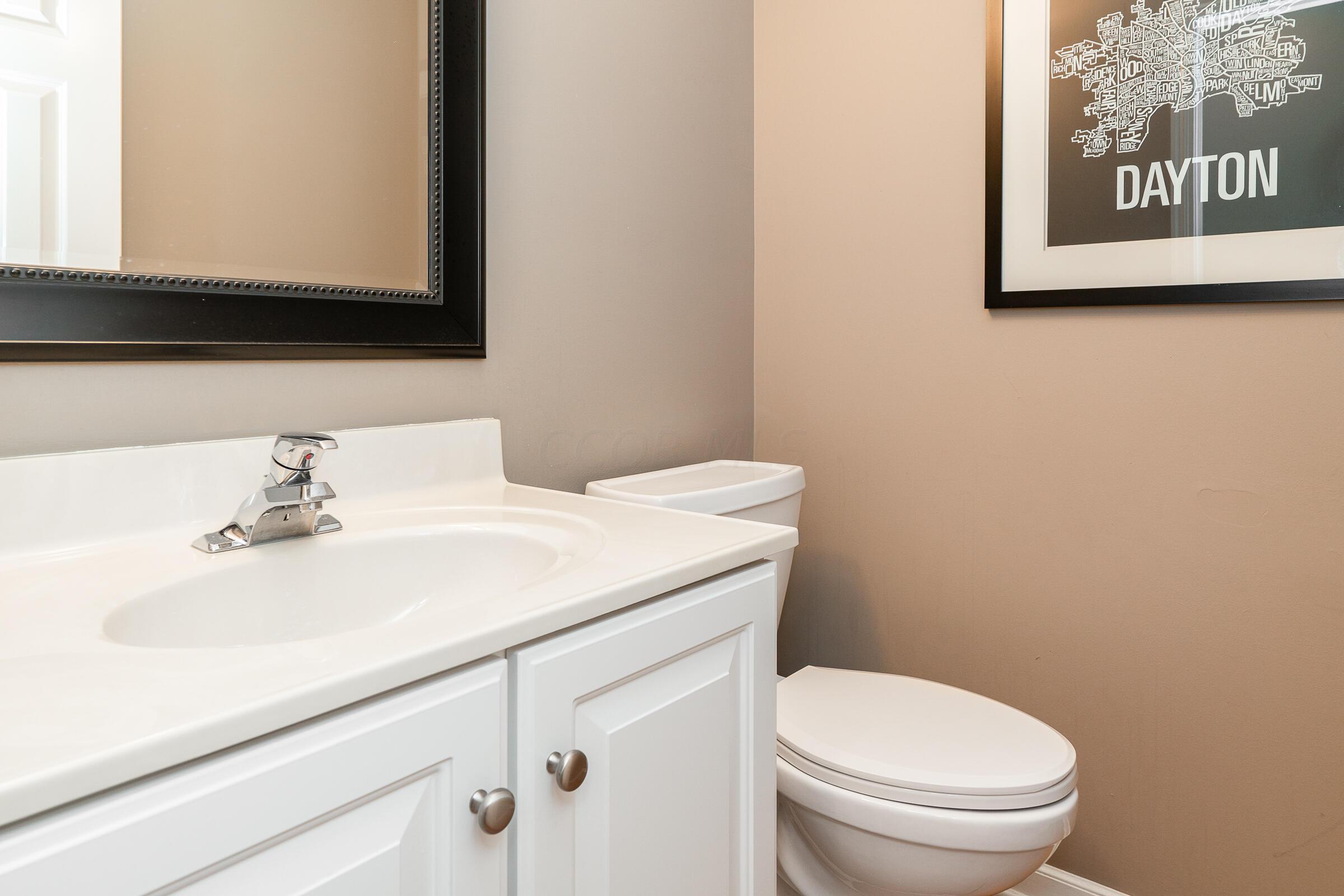 3381 Ridge Gap Road Columbus, OH 43221 - Photo 5 of 34 First Floor Half Bathroom