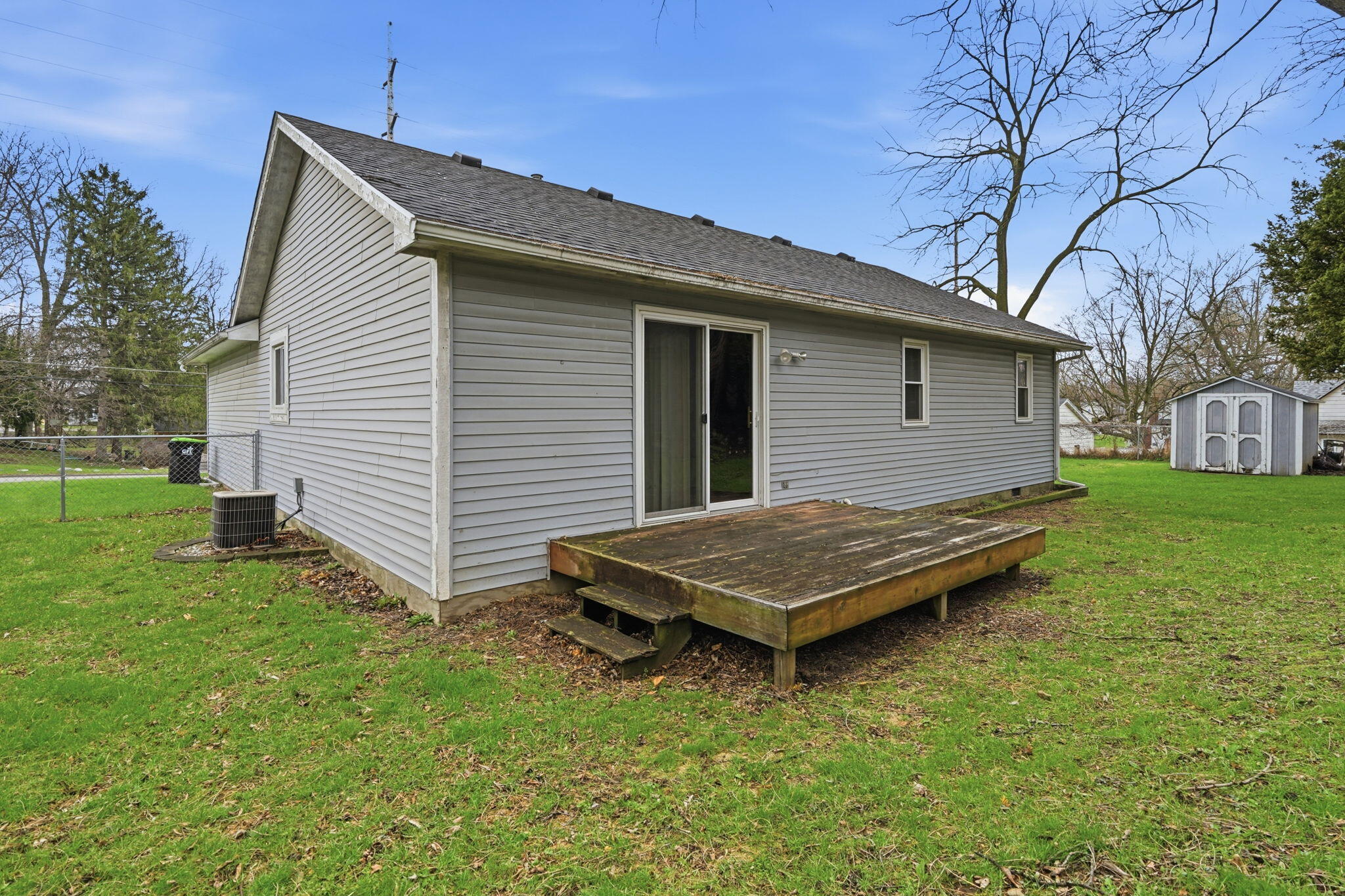215 3rd Street Fenton, MI 48430 - Photo 23 of 26 23-web-or-mls-023_DSC04753 Michael Kreme