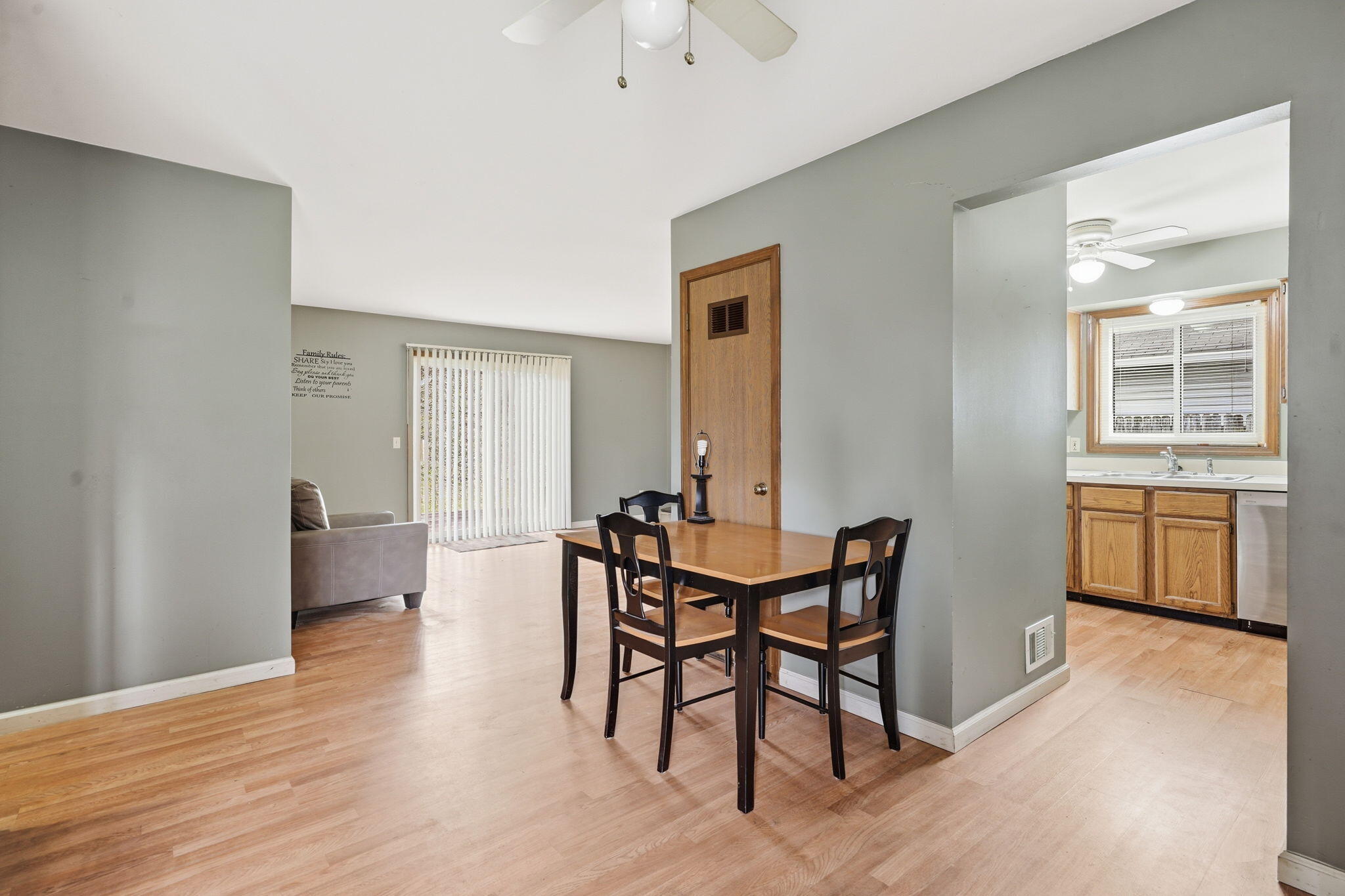 215 3rd Street Fenton, MI 48430 - Photo 10 of 26 10-web-or-mls-013_DSC04661 Michael Kreme