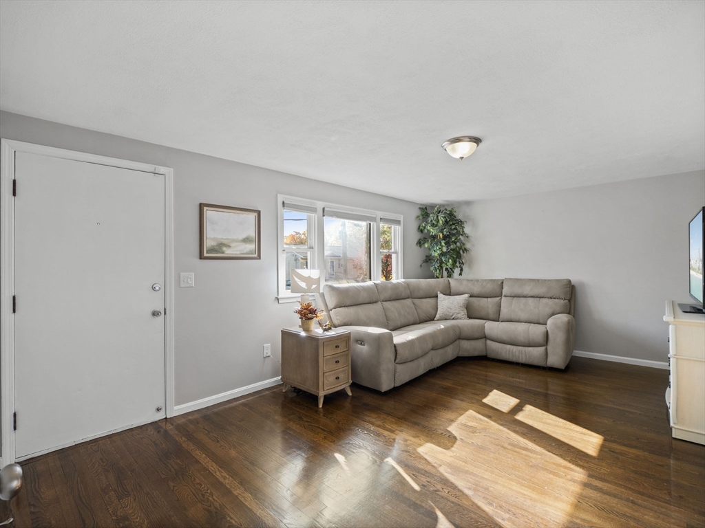 9 Partridge Road Methuen, MA 01844 - Photo 3 of 30 Gallery Image 3