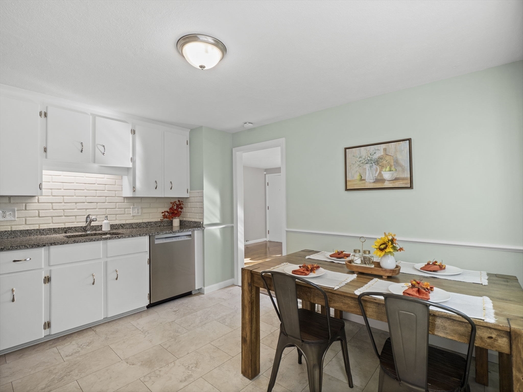 9 Partridge Road Methuen, MA 01844 - Photo 7 of 30 Gallery Image 7