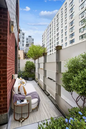 $949,000 | 77 East 110th Street, Unit 2A | Harlem