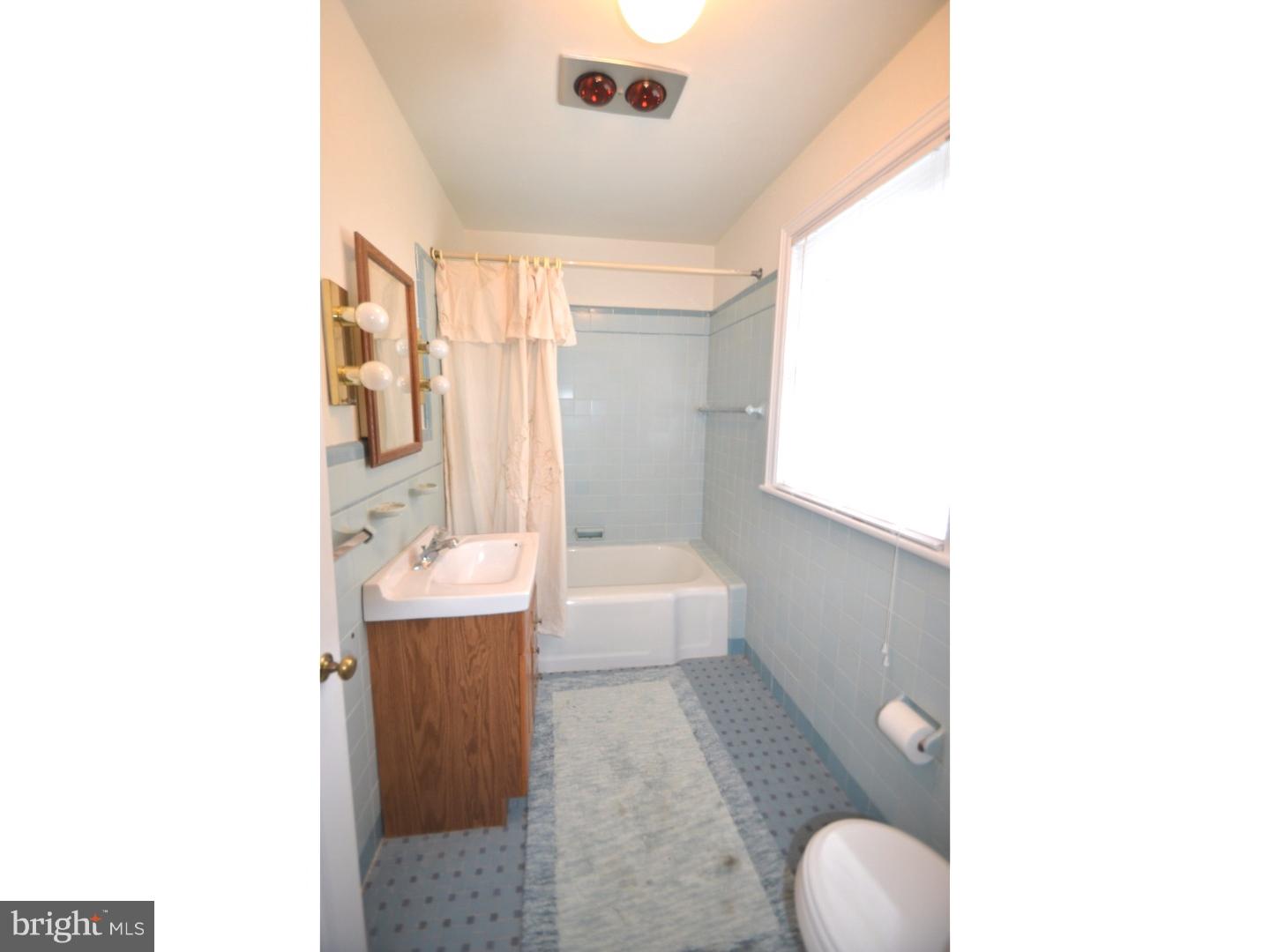 6190 West Mill Road Flourtown, PA 19031 - Photo 18 of 25 Bathroom