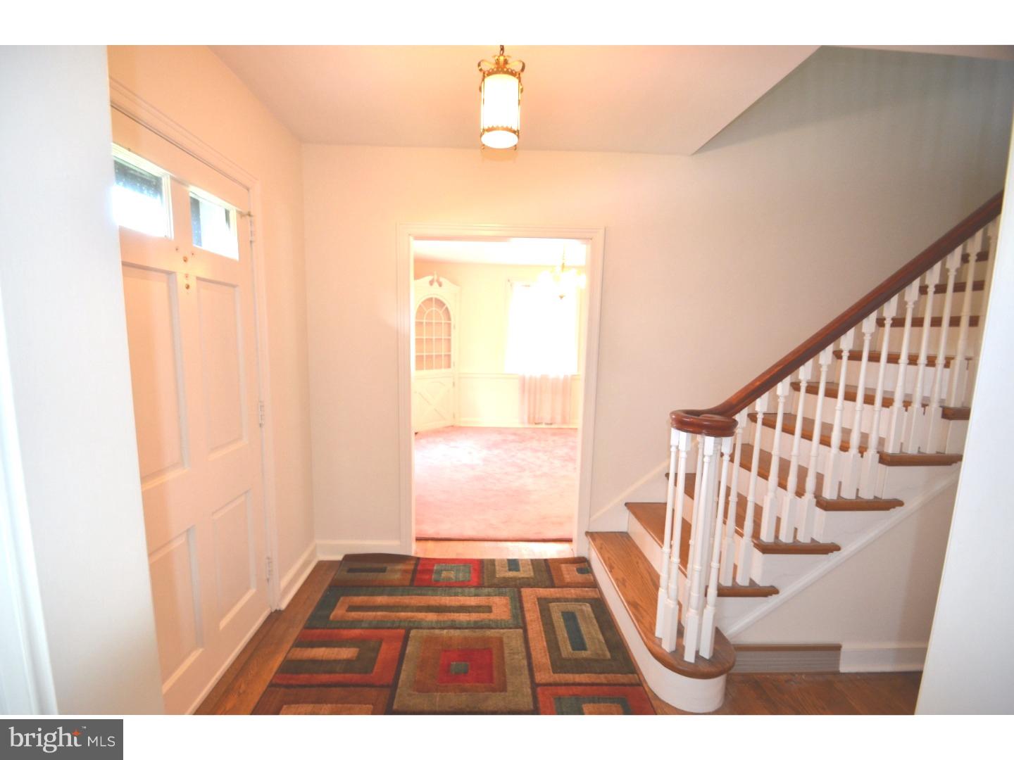 6190 West Mill Road Flourtown, PA 19031 - Photo 7 of 25 Foyer