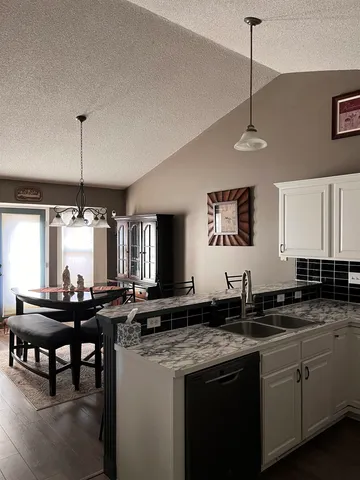 $310,000 | 4402 East Eagles Landing Street, Wichita, KS 67220