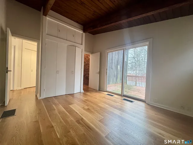 $3,700 | 860 Oakwood Road, Orange, CT 06477