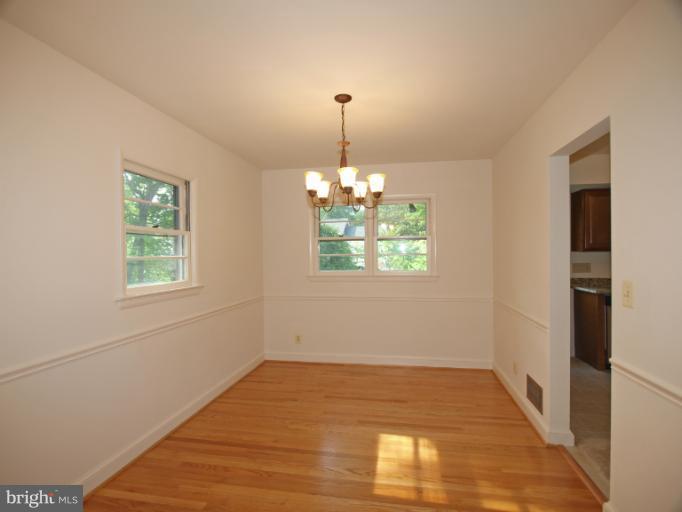 11528 Colt Terrace Silver Spring, MD 20902 - Photo 18 of 24 Dining Room