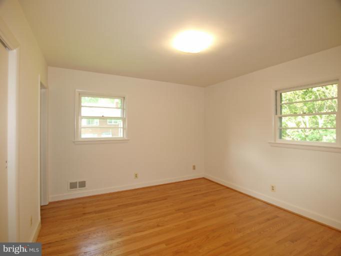 11528 Colt Terrace Silver Spring, MD 20902 - Photo 3 of 24 Bedroom (Master)