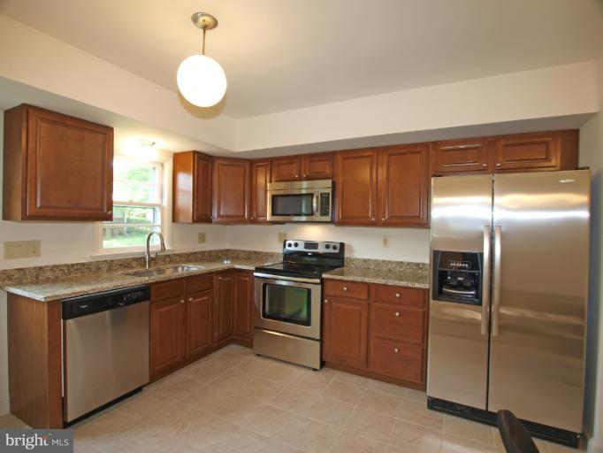 11528 Colt Terrace Silver Spring, MD 20902 - Photo 21 of 24 Kitchen Appliances