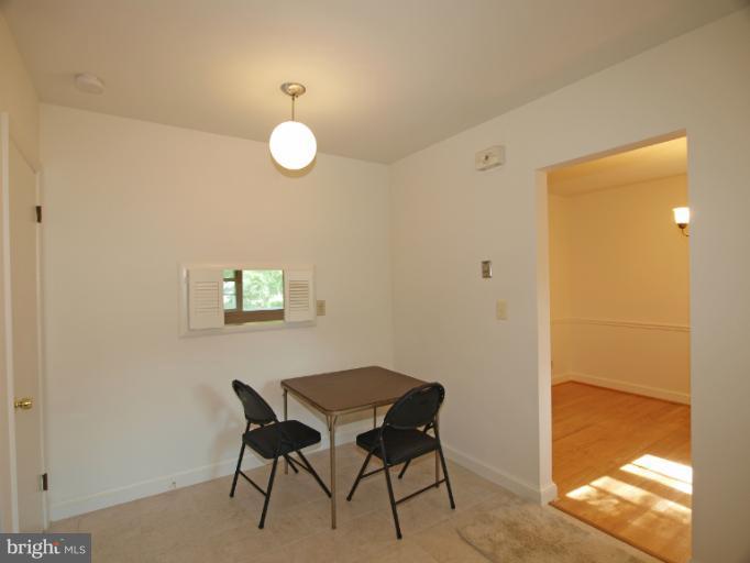 11528 Colt Terrace Silver Spring, MD 20902 - Photo 9 of 24 Breakfast Area