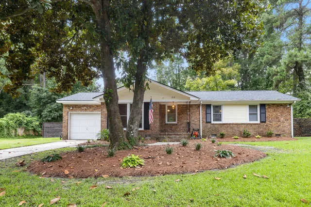 $335,000 | 210 Jimbo Road, Summerville, SC 29485