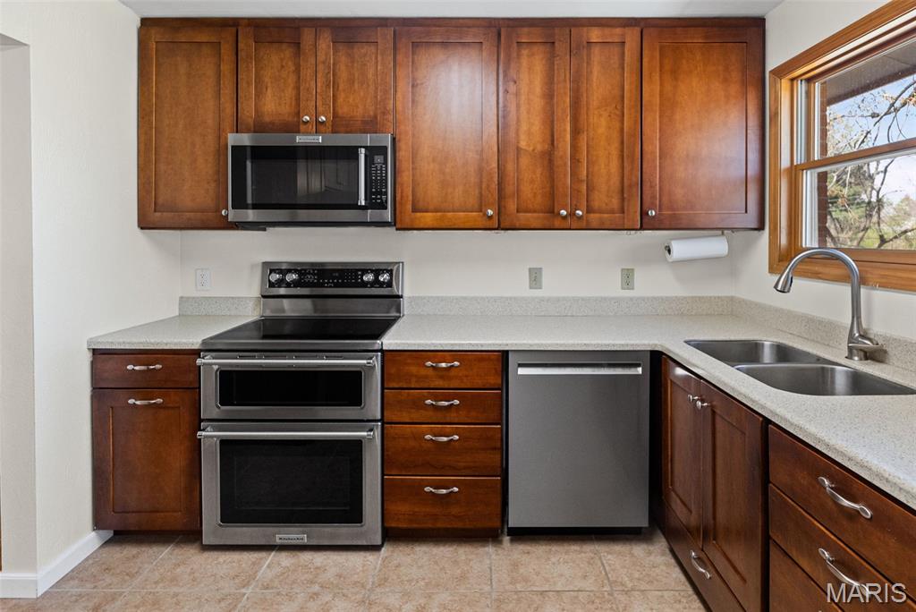 412 Fontainebleau O'Fallon, IL 62269 - Photo 10 of 36