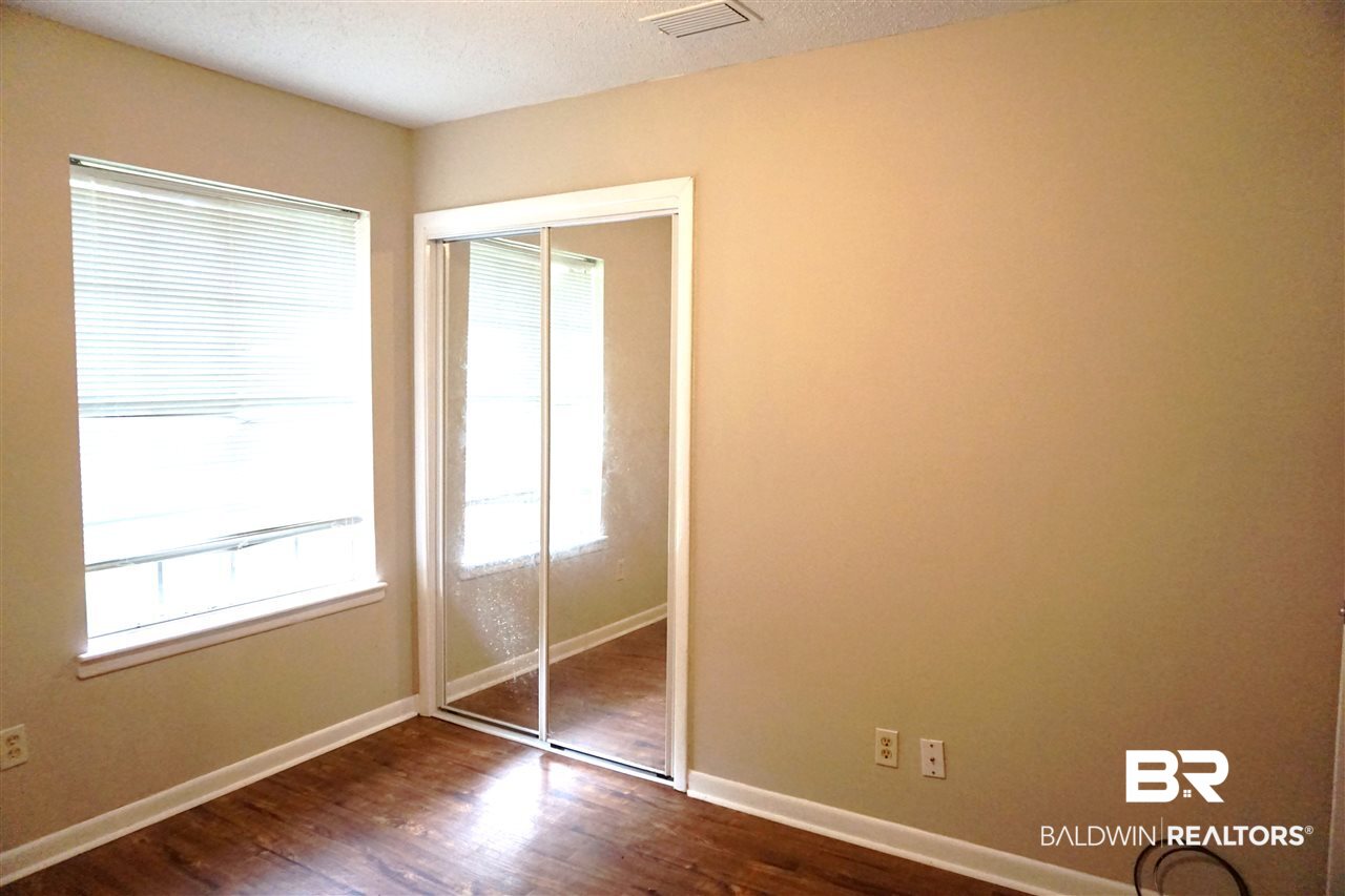 116 Vanderbilt Drive Mobile, AL 36608 - Photo 13 of 35
