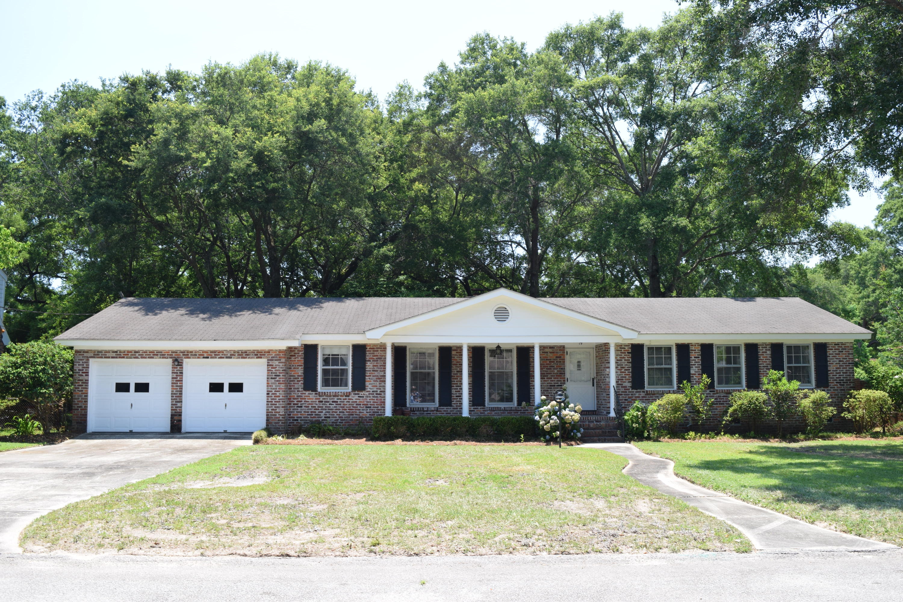 19 Shrewsbury Road Charleston, SC 29407 - Photo 2 of 39 DSC_0235