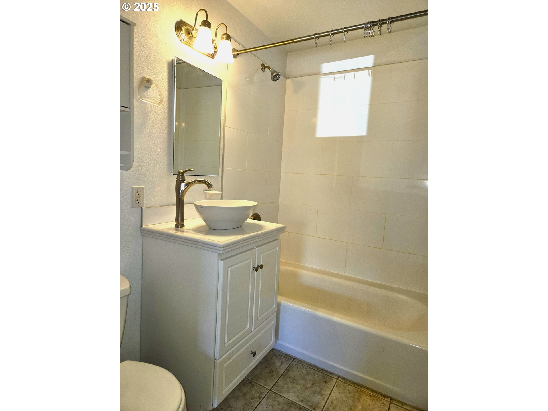 212 Northwest 5th Avenue John Day, OR 97845 - Photo 12 of 38 a bathroom with a granite countertop sink toilet and shower