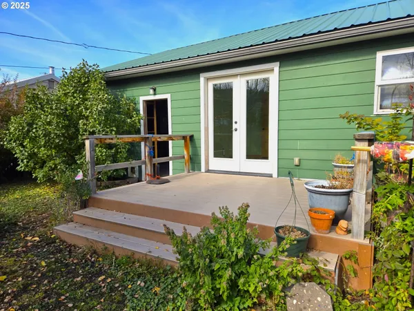 $232,500 | 212 Northwest 5th Avenue, John Day, OR 97845