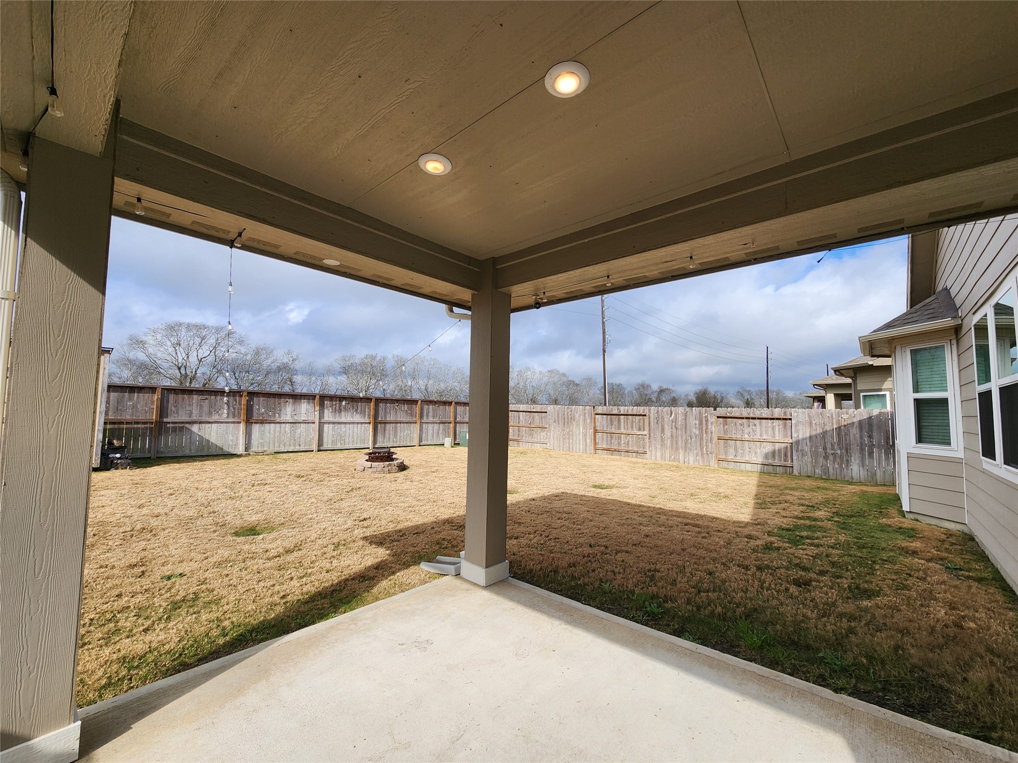 10714 Clfs Vw Drive Rosharon, TX 77583 - Photo 30 of 30 a view of a porch
