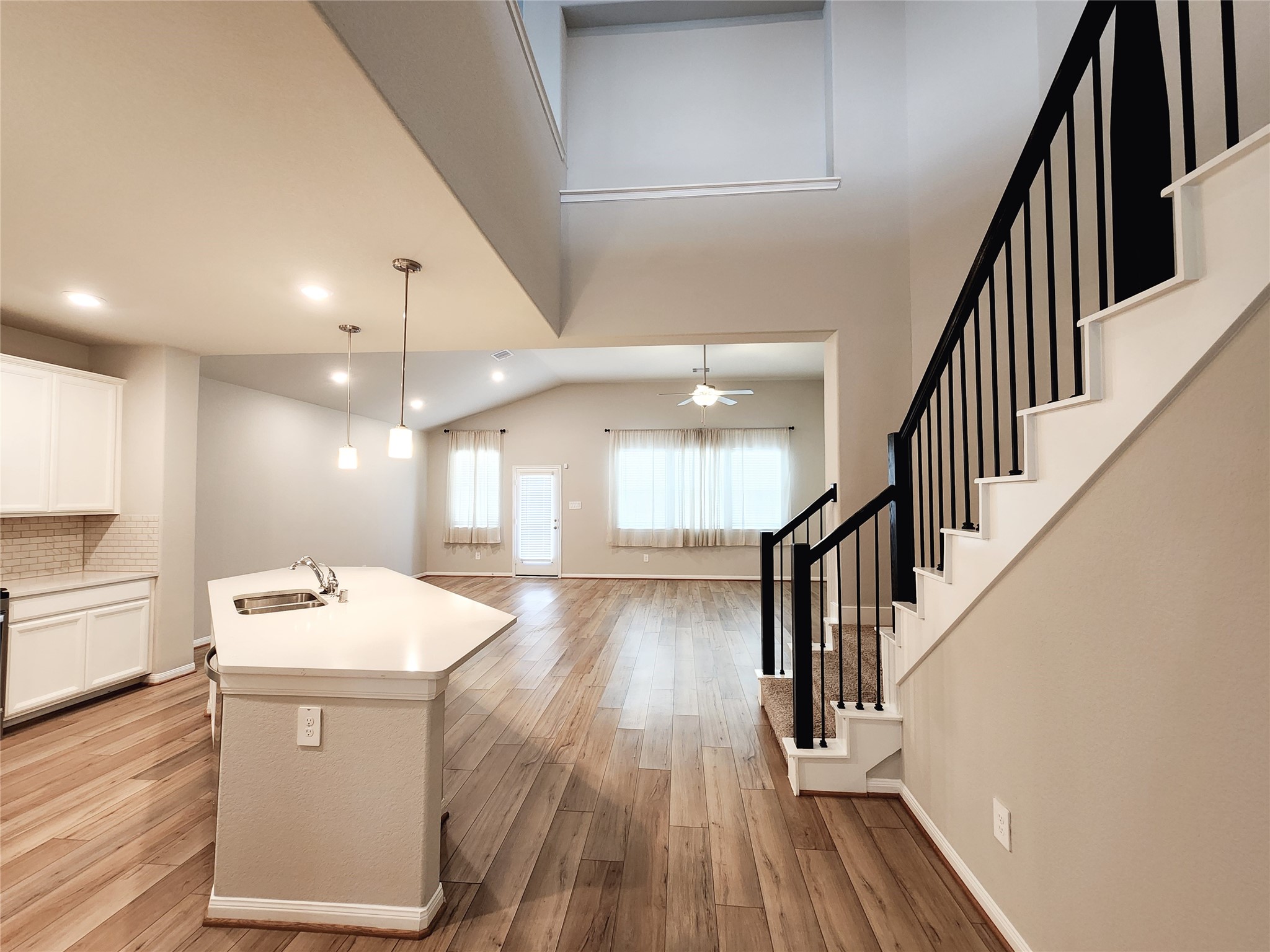 10714 Clfs Vw Drive Rosharon, TX 77583 - Photo 10 of 30 a bathroom with a sink a mirror and shower