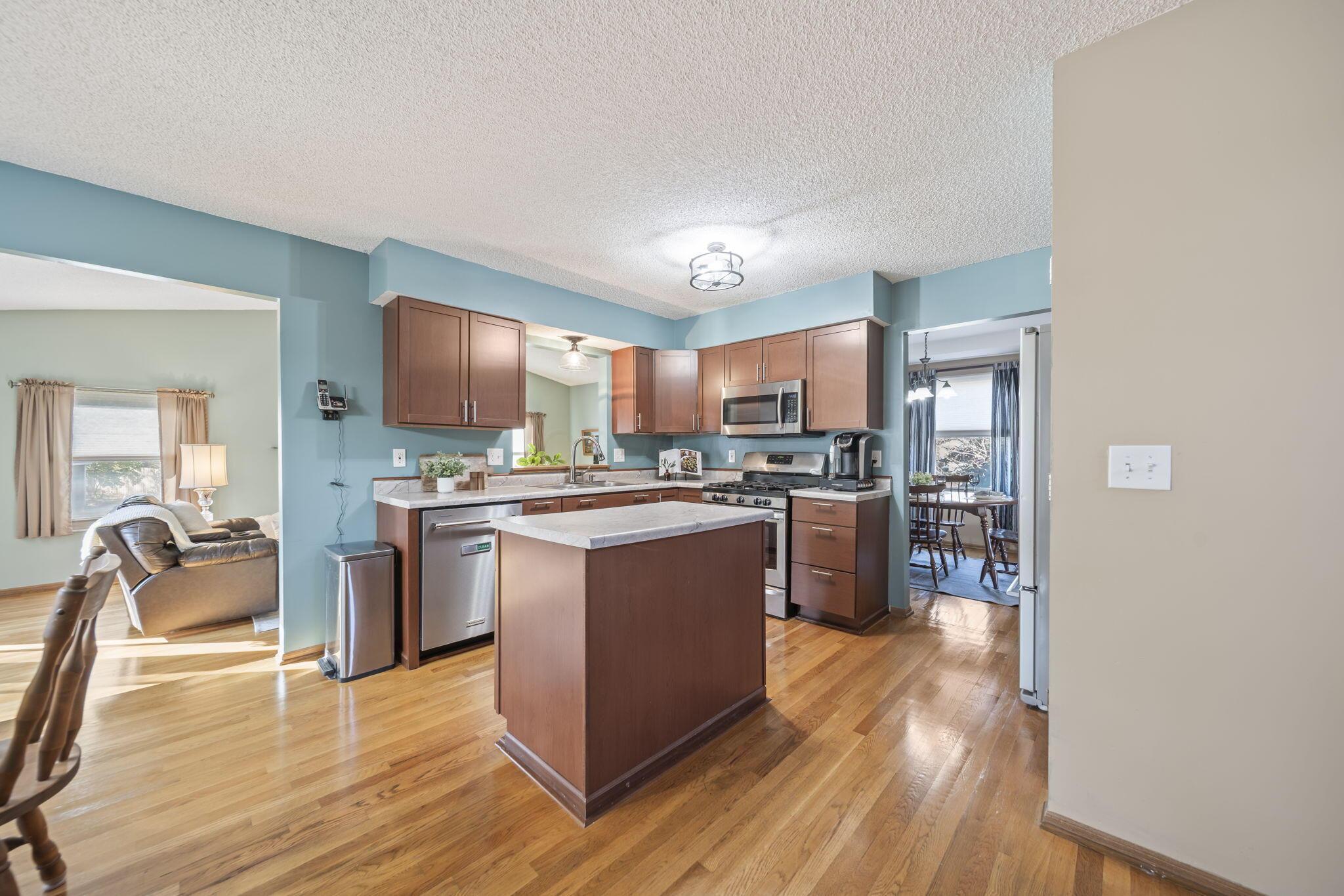 261 Fox Ridge Circle Powell, OH 43065 - Photo 20 of 67 Kitchen