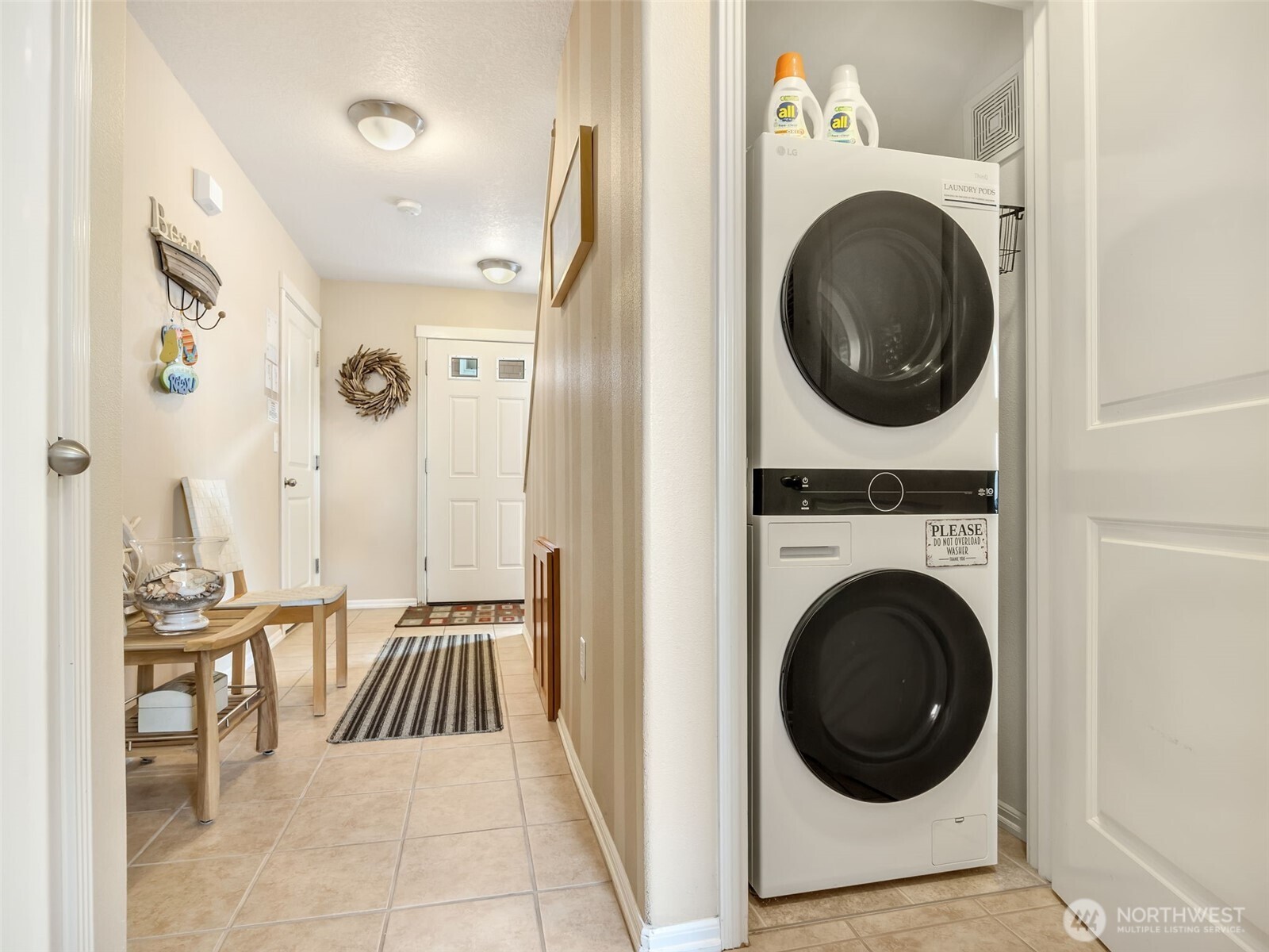 316 7th Street Southwest, Unit 13 Long Beach, WA 98631 - Photo 3 of 33