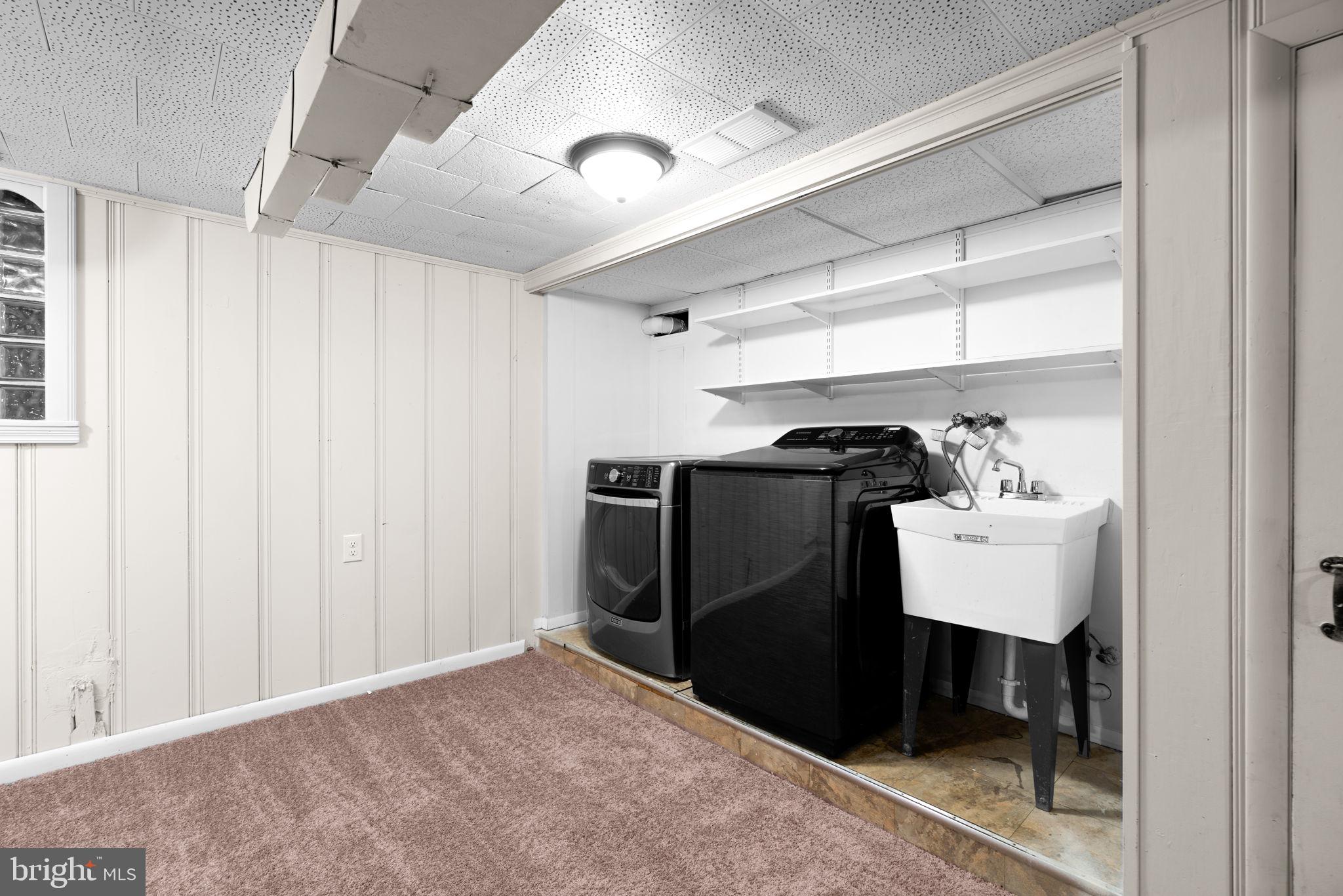 2735 Moorgate Road Dundalk, MD 21222 - Photo 27 of 35 a view of a hallway to room with windows