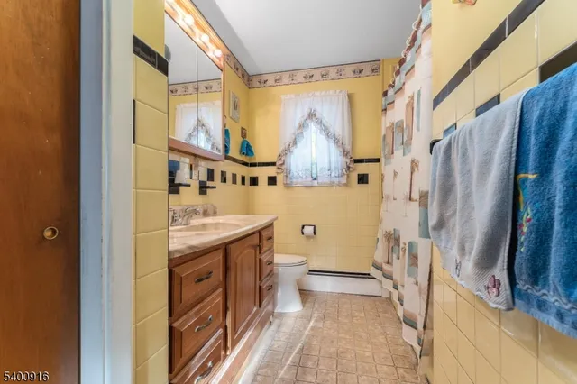 $337,500 | 340 North Prospect Street, Washington, NJ 07882