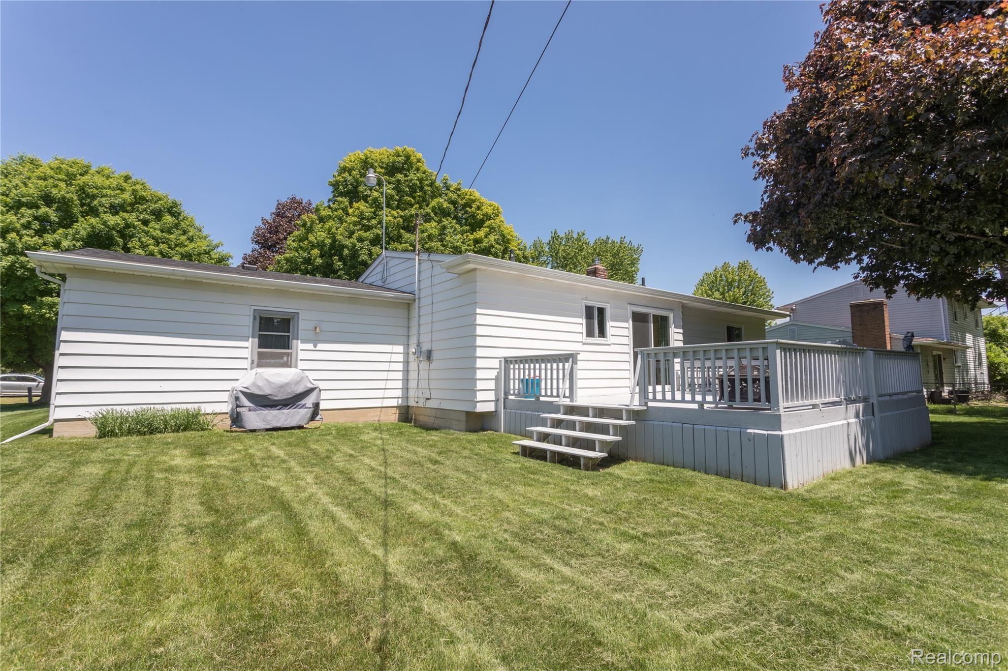 7091 Calkins Road Flint, MI 48532 - Photo 31 of 33 TIDP9503-HDR.jpg