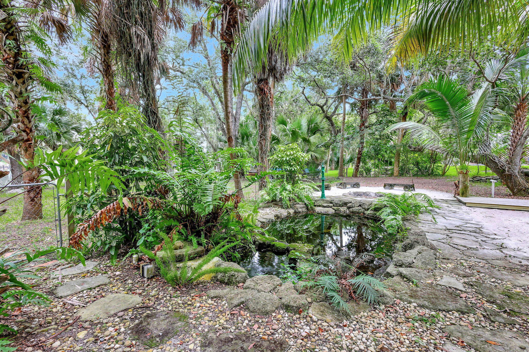 1055 Southwest Blue Water Way Stuart, FL 34997 - Photo 11 of 67 7-web-or-mls-5P1A6749