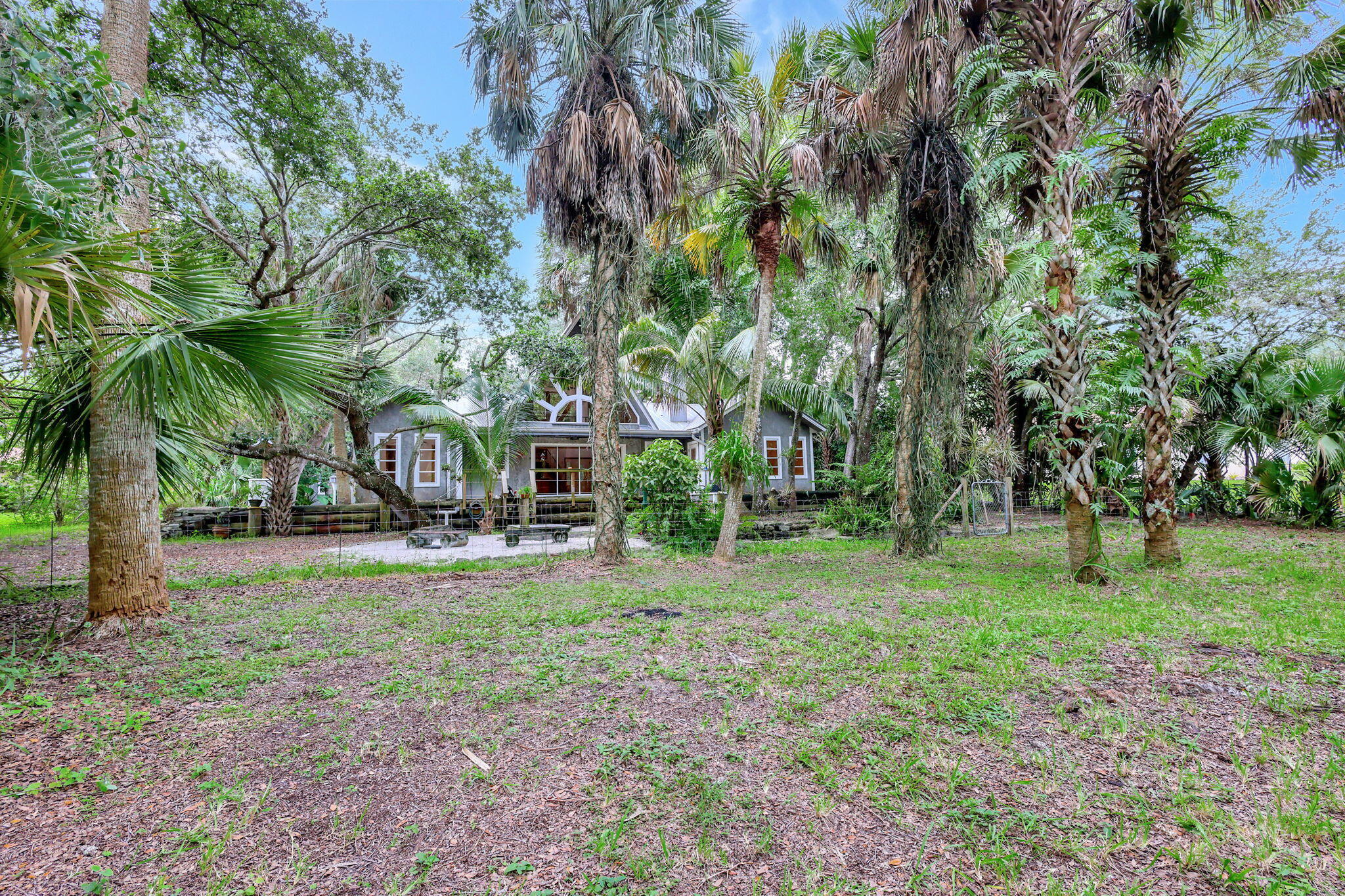 1055 Southwest Blue Water Way Stuart, FL 34997 - Photo 16 of 67 13-web-or-mls-5P1A6794