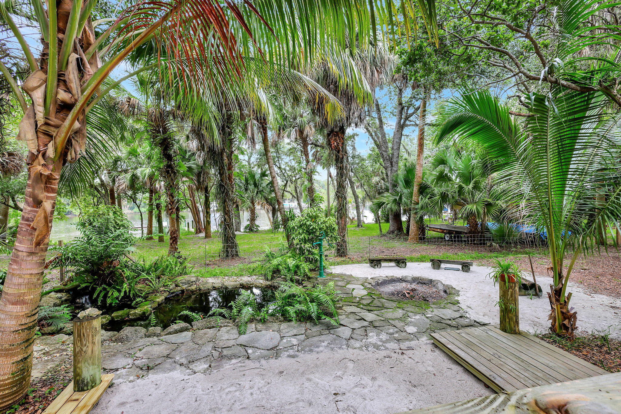 1055 Southwest Blue Water Way Stuart, FL 34997 - Photo 24 of 67 21-web-or-mls-5P1A6849