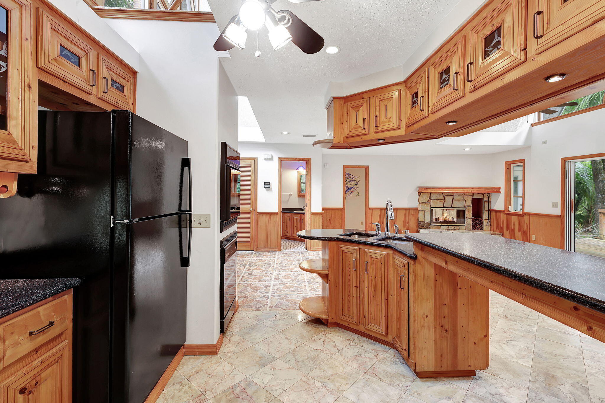 1055 Southwest Blue Water Way Stuart, FL 34997 - Photo 38 of 67 35-web-or-mls-5P1A6934