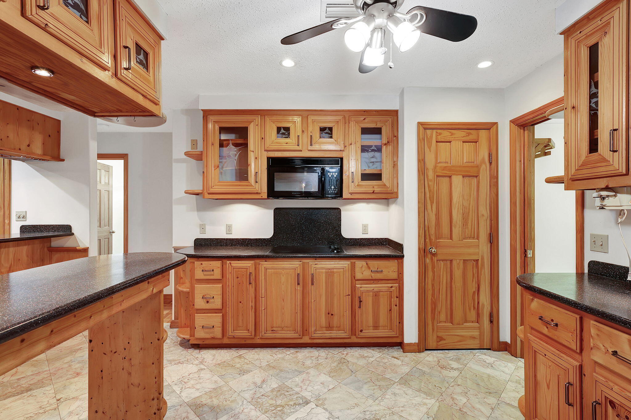 1055 Southwest Blue Water Way Stuart, FL 34997 - Photo 40 of 67 37-web-or-mls-5P1A6944