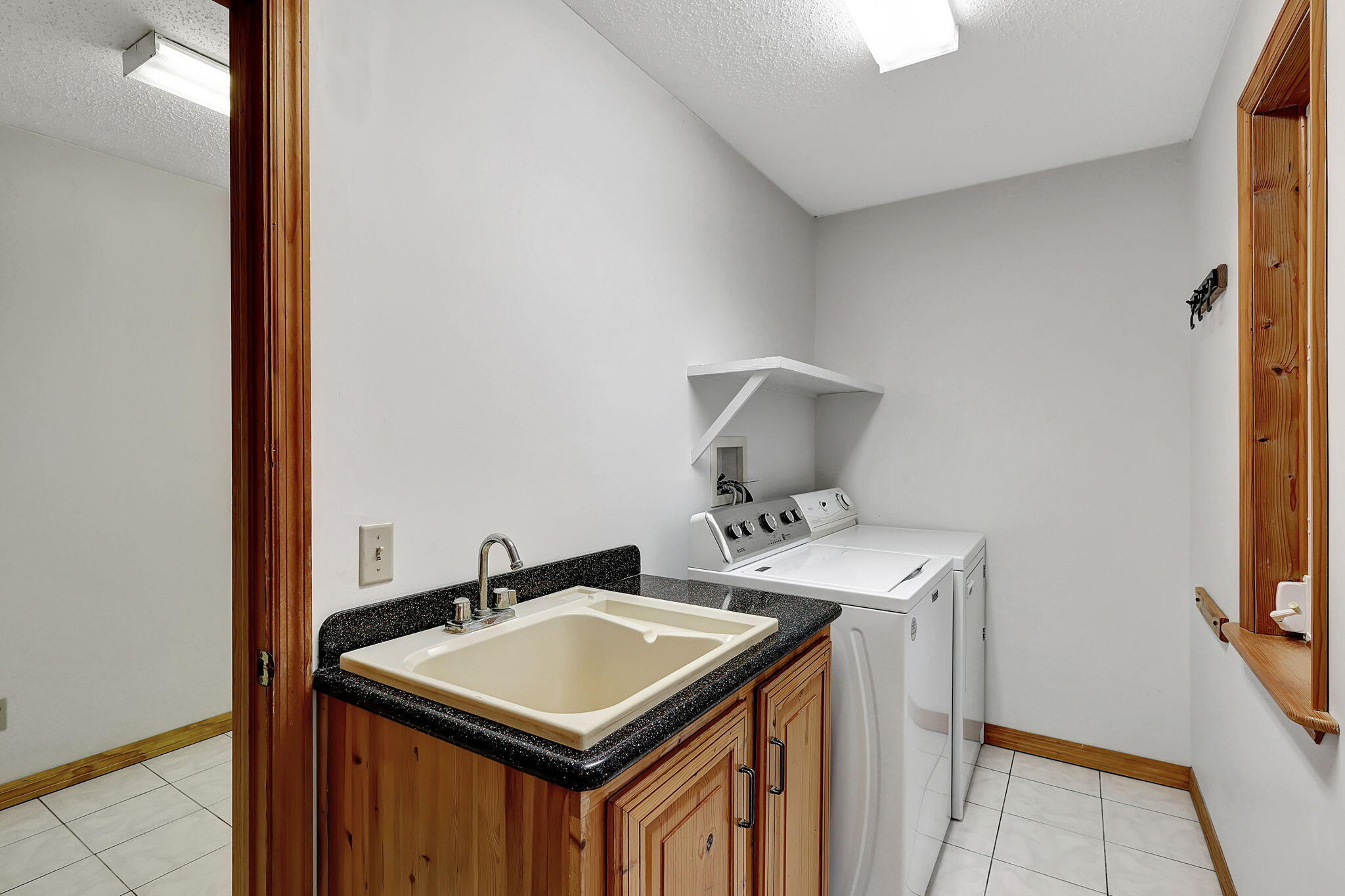 1055 Southwest Blue Water Way Stuart, FL 34997 - Photo 41 of 67 38-web-or-mls-5P1A6959