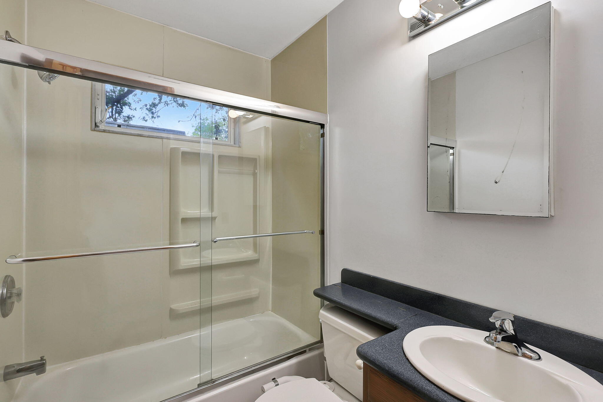 1055 Southwest Blue Water Way Stuart, FL 34997 - Photo 45 of 67 42-web-or-mls-5P1A6984