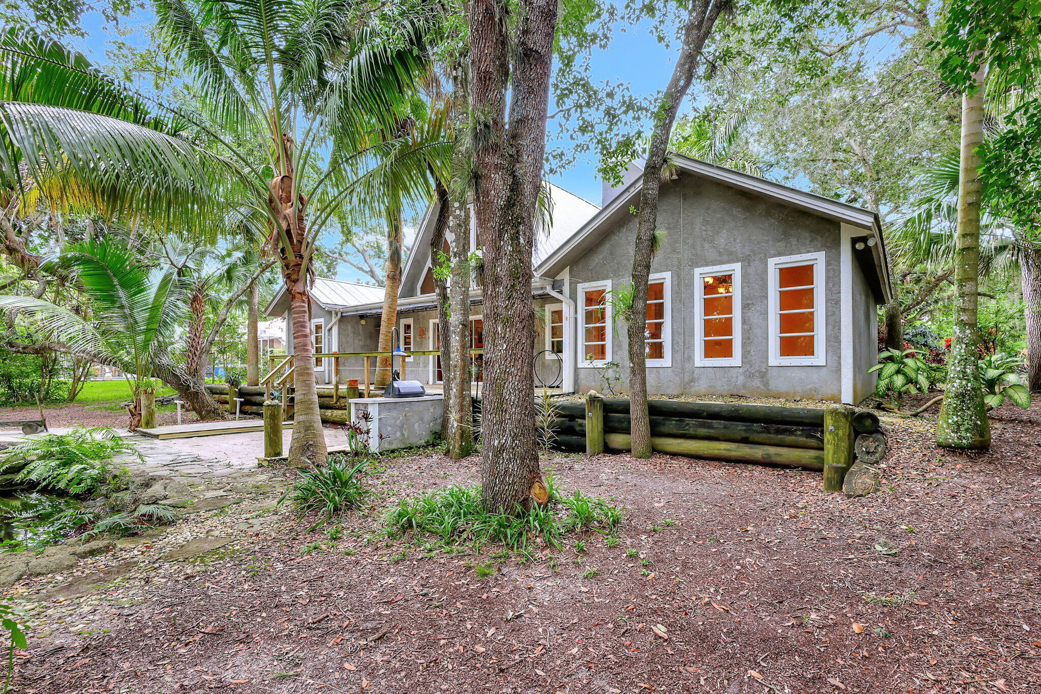1055 Southwest Blue Water Way Stuart, FL 34997 - Photo 10 of 67 6-web-or-mls-5P1A6744