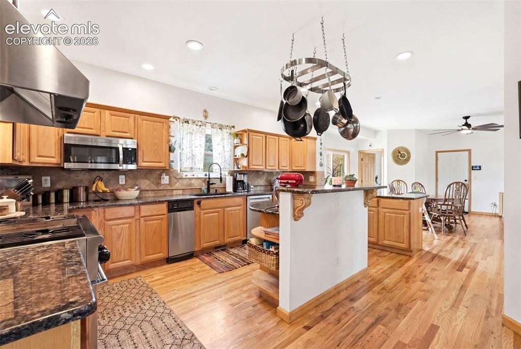 1912 Shrider Road Colorado Springs, CO 80920 - Photo 10 of 47