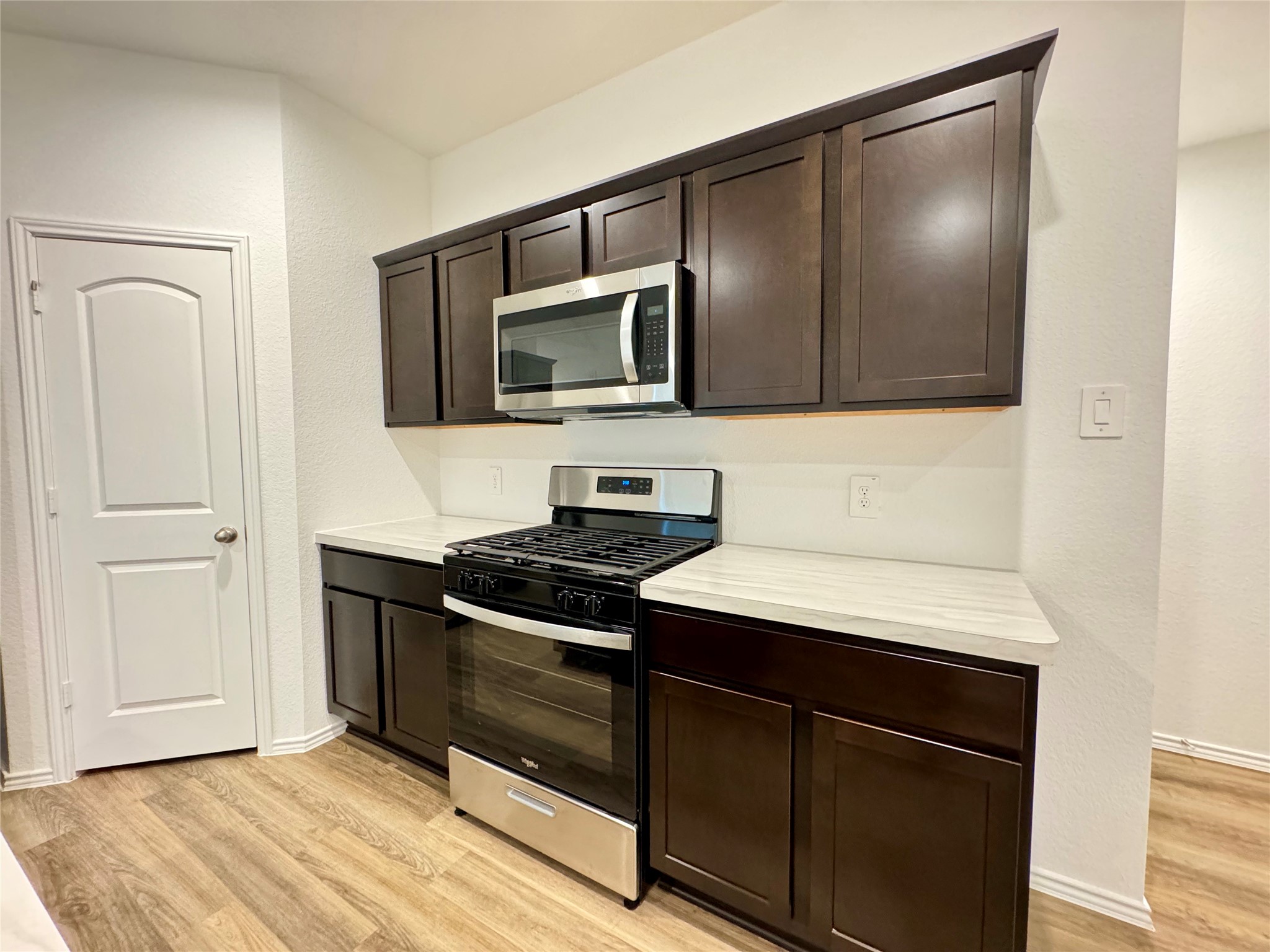 1746 Windstone Ridge Drive Houston, TX 77014 - Photo 3 of 19 Gallery Image 3