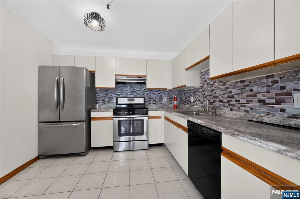 56-60 Ferguson Street, Unit C1 Newark, NJ 07105 - Photo 4 of 12