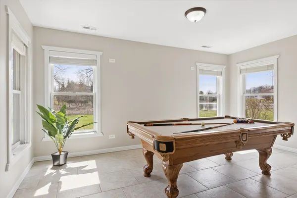 $775,000 | 808 Wedgewood Drive, Crystal Lake, IL 60014