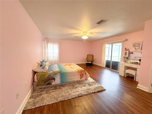 $575,000 | 6282 Northeast 61st Ave Road, Silver Springs, FL 34488