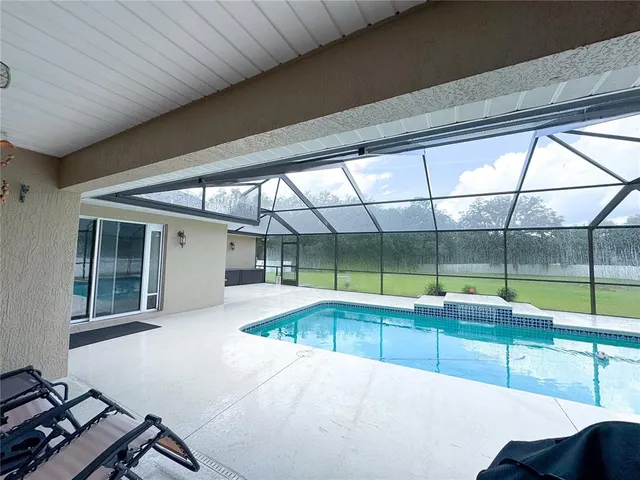 $575,000 | 6282 Northeast 61st Ave Road, Silver Springs, FL 34488