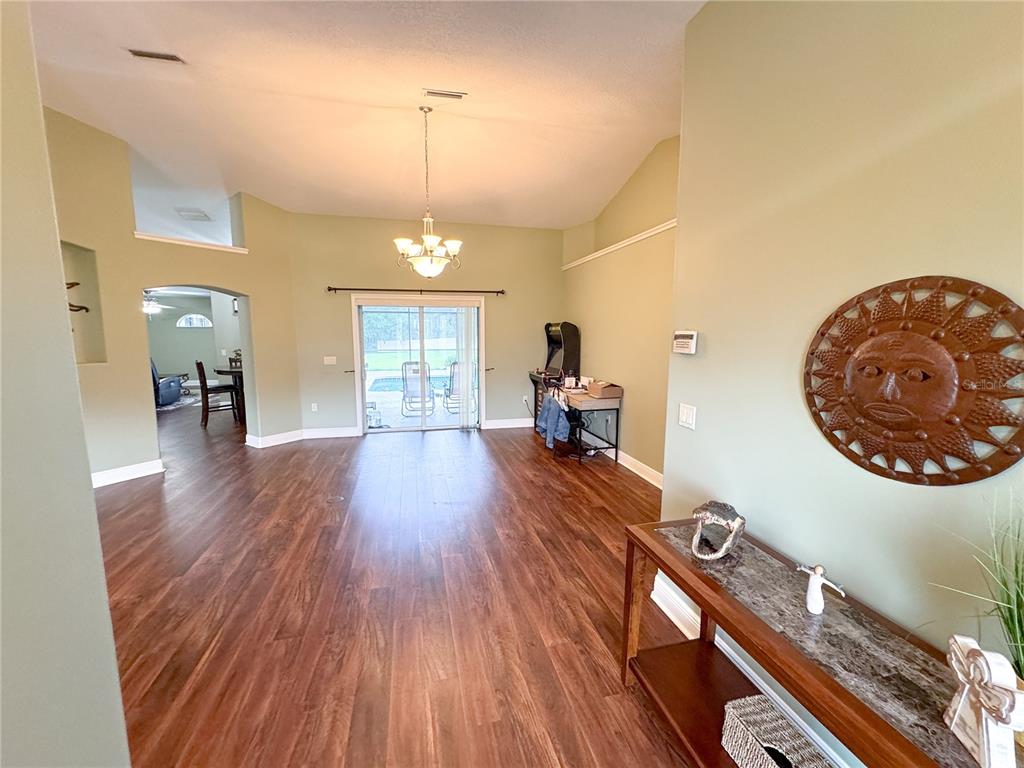 6282 Northeast 61st Ave Road Silver Springs, FL 34488 - Photo 9 of 73