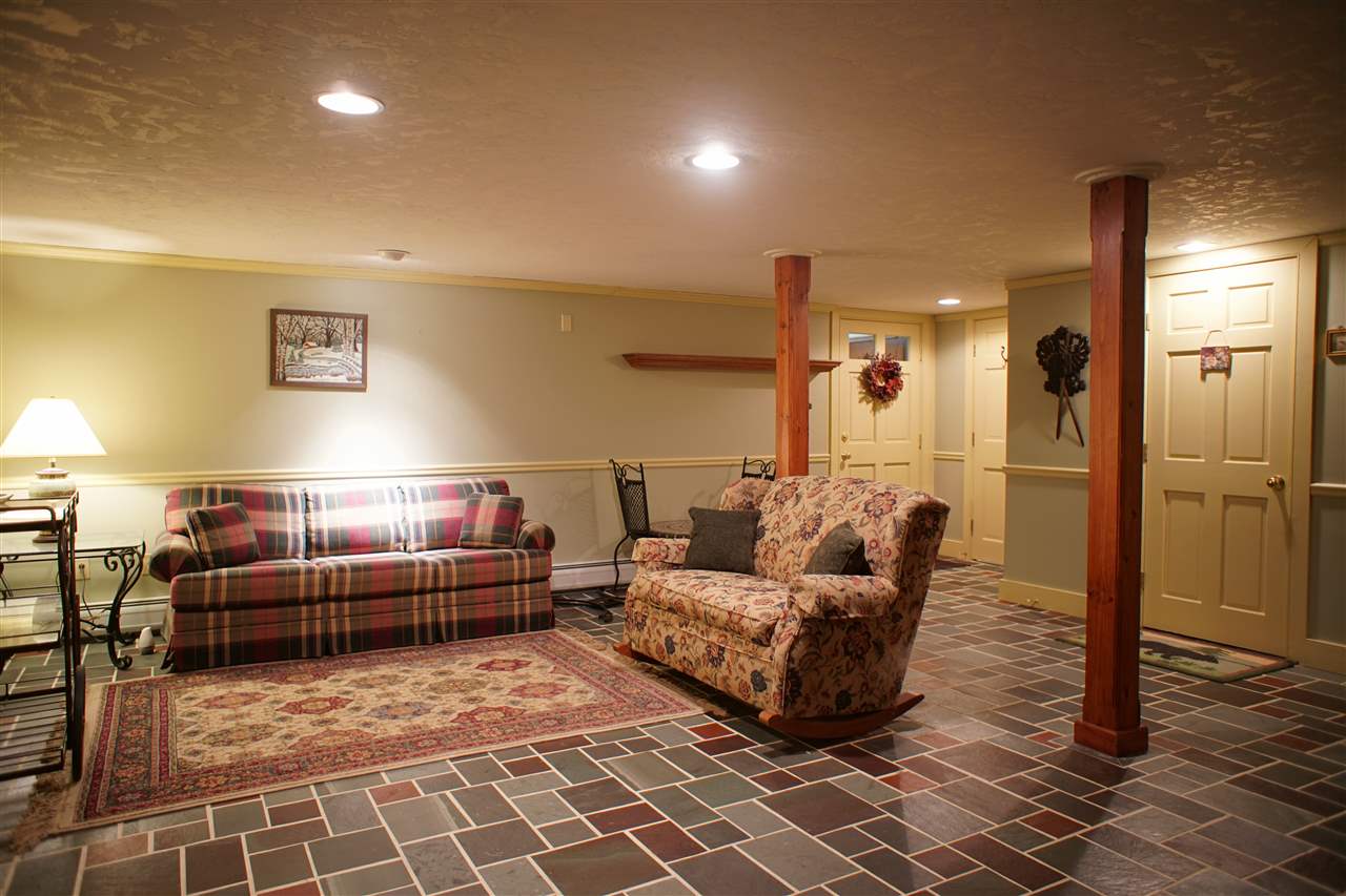 142 Barnumville Road Manchester, VT 05255 - Photo 13 of 14 Gallery Image 13