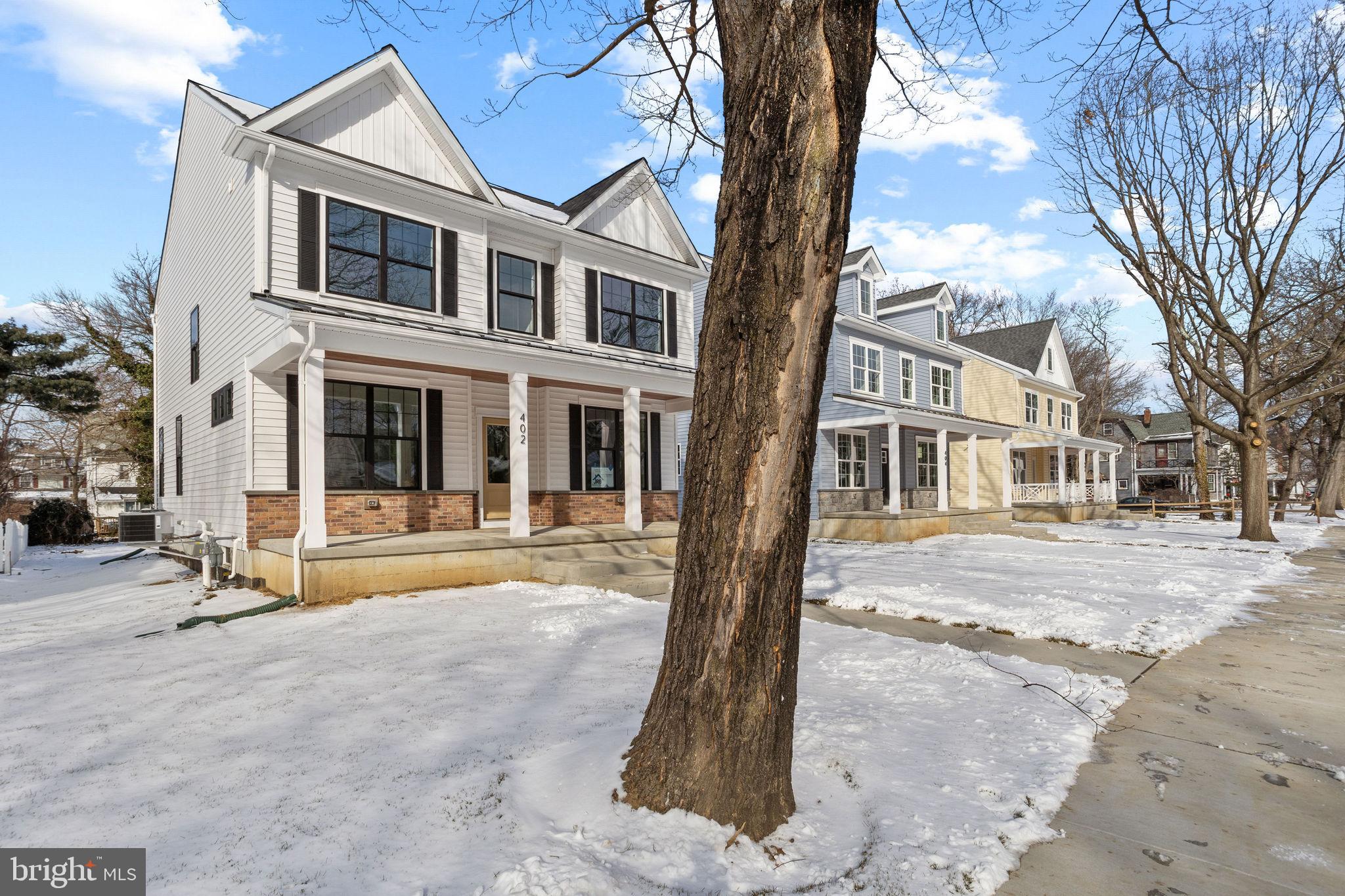 406 Midway Riverton, NJ 08077 - Photo 30 of 30 a front view of a house with a yard
